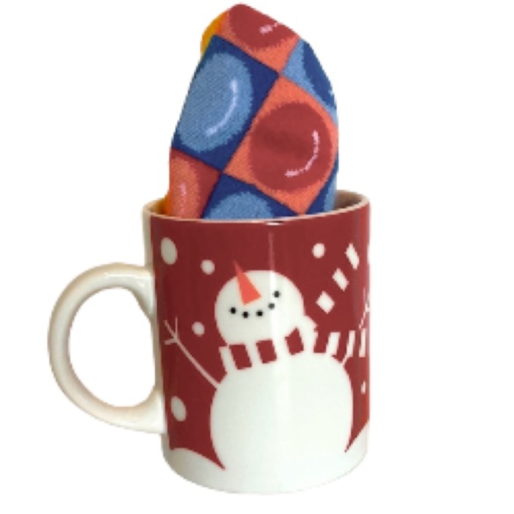 CRATE & BARREL Christmas Holiday Red Snowman Coffee Mug and Socks Gift Set 12 oz